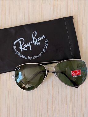 Ray-Ban Aviator Sunglasses in Green Lenses with Silver Frame